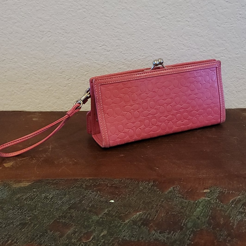 Coach clutch/ wristlet